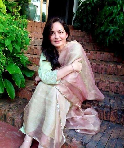 Divya Rana 6